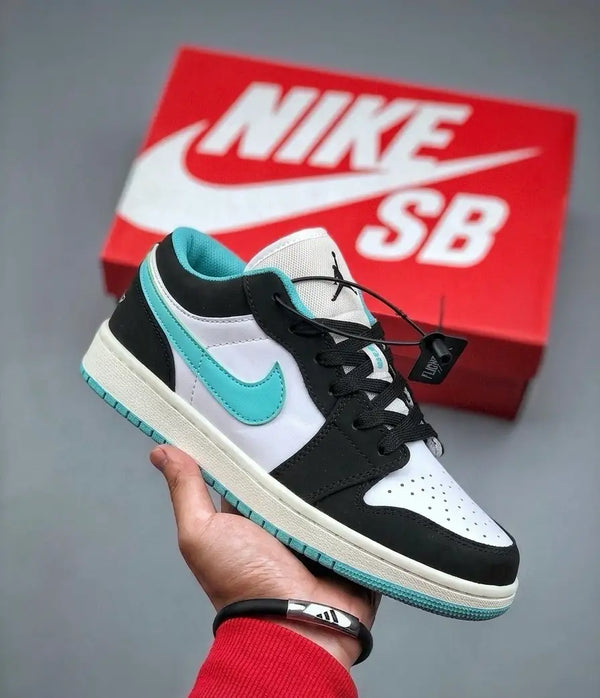 Nike Air Jordan 1 Low ‘Island Green’