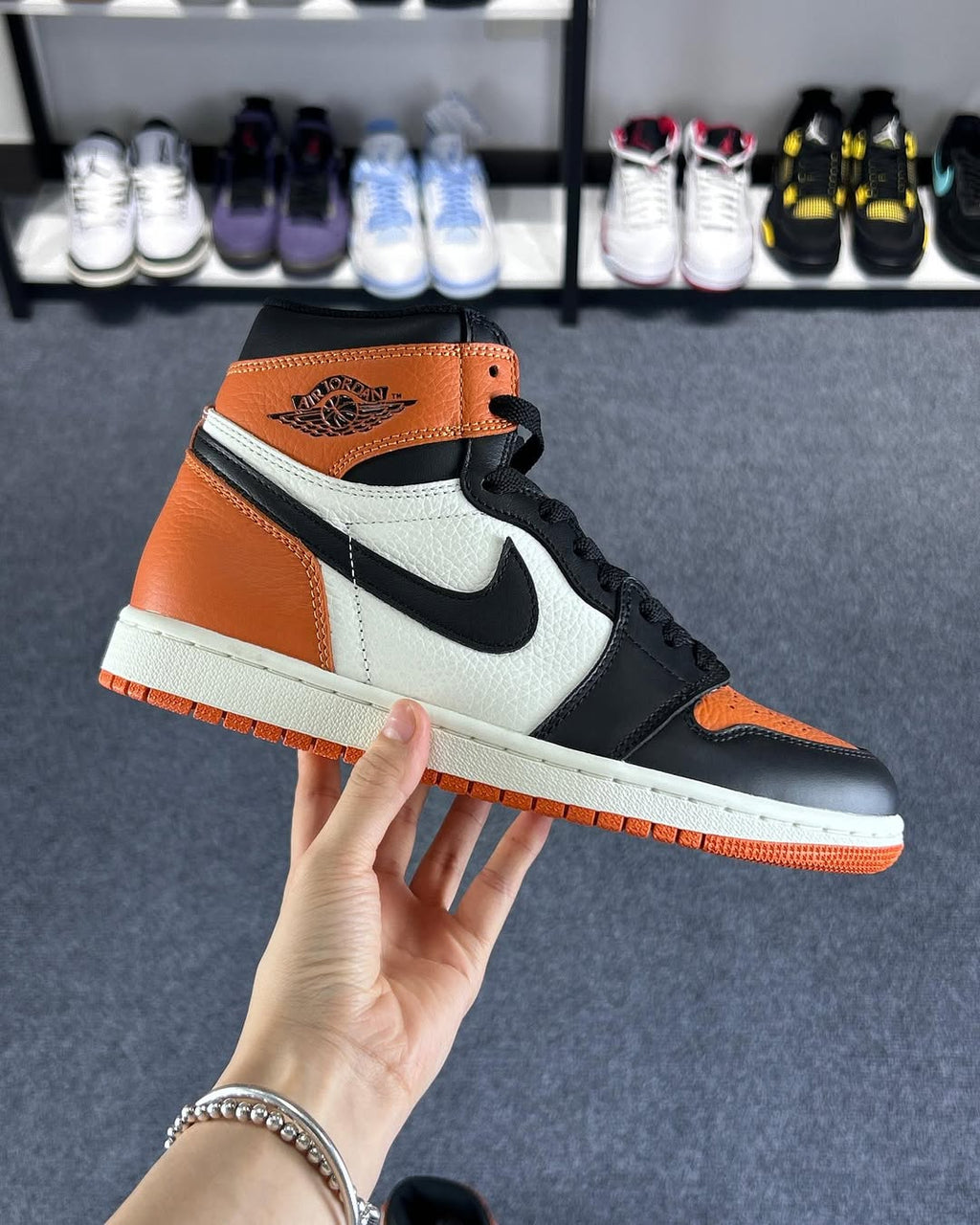 Air Jordan 1 High Orange ( PREMIUM + ) 🔥