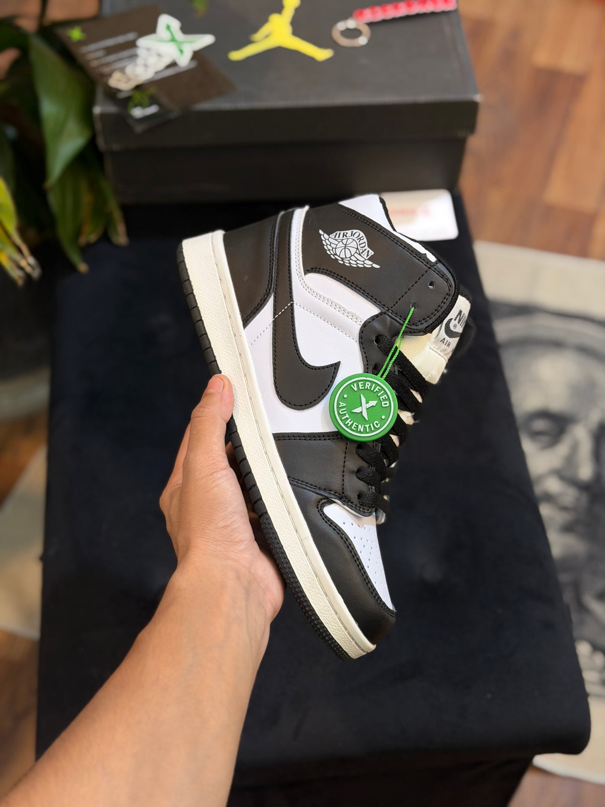 Jordan 1 High Panda ( Black ) ( Premium Packing )