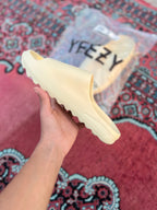 Adidas Yezzy Slides Sand