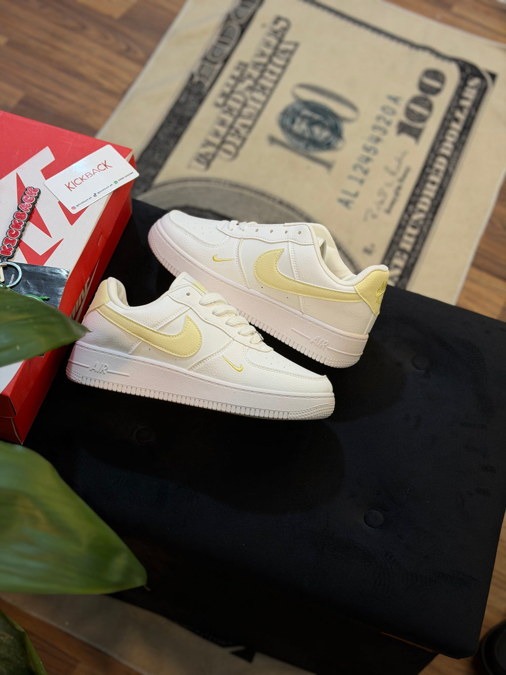 Nike Air Force 1 White ( Lemon Twist )
