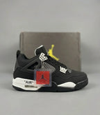 Jordan 4 Retro “White Thunder” (Premium Packaging)