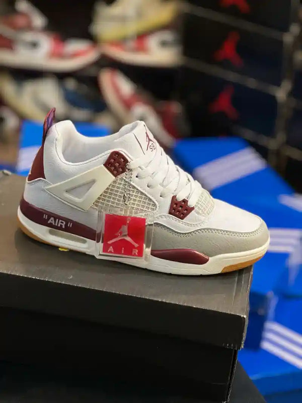 Jordan 4 Retro SB “Varsity Red” ( Premium Packaging)