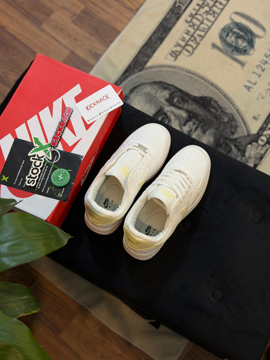 Nike Air Force 1 White ( Lemon Twist )