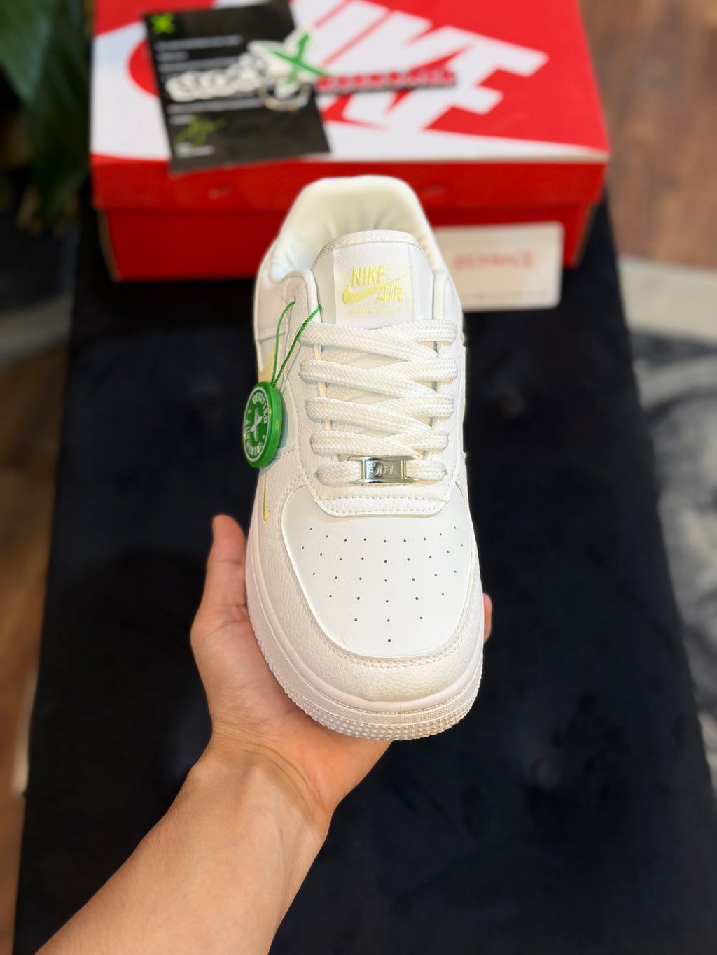 Nike Air Force 1 White ( Lemon Twist )