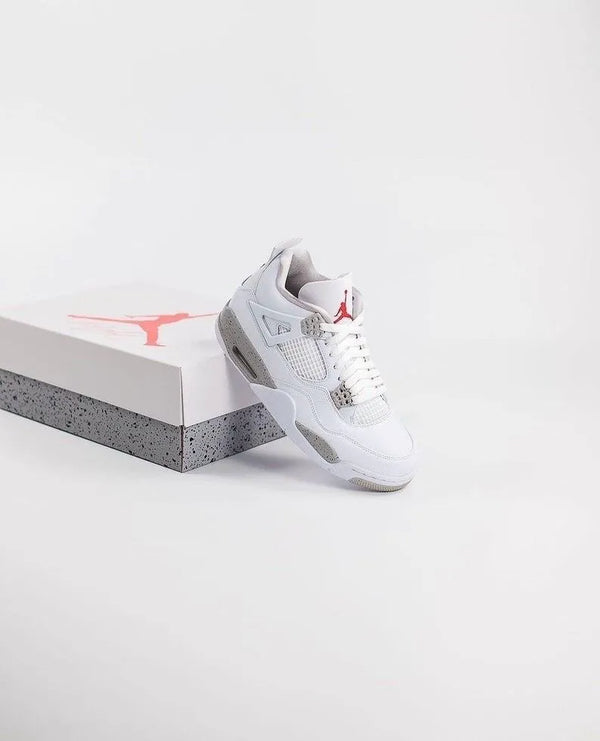 Jordan 4 Retro “White Oreo” (Premium Packaging)
