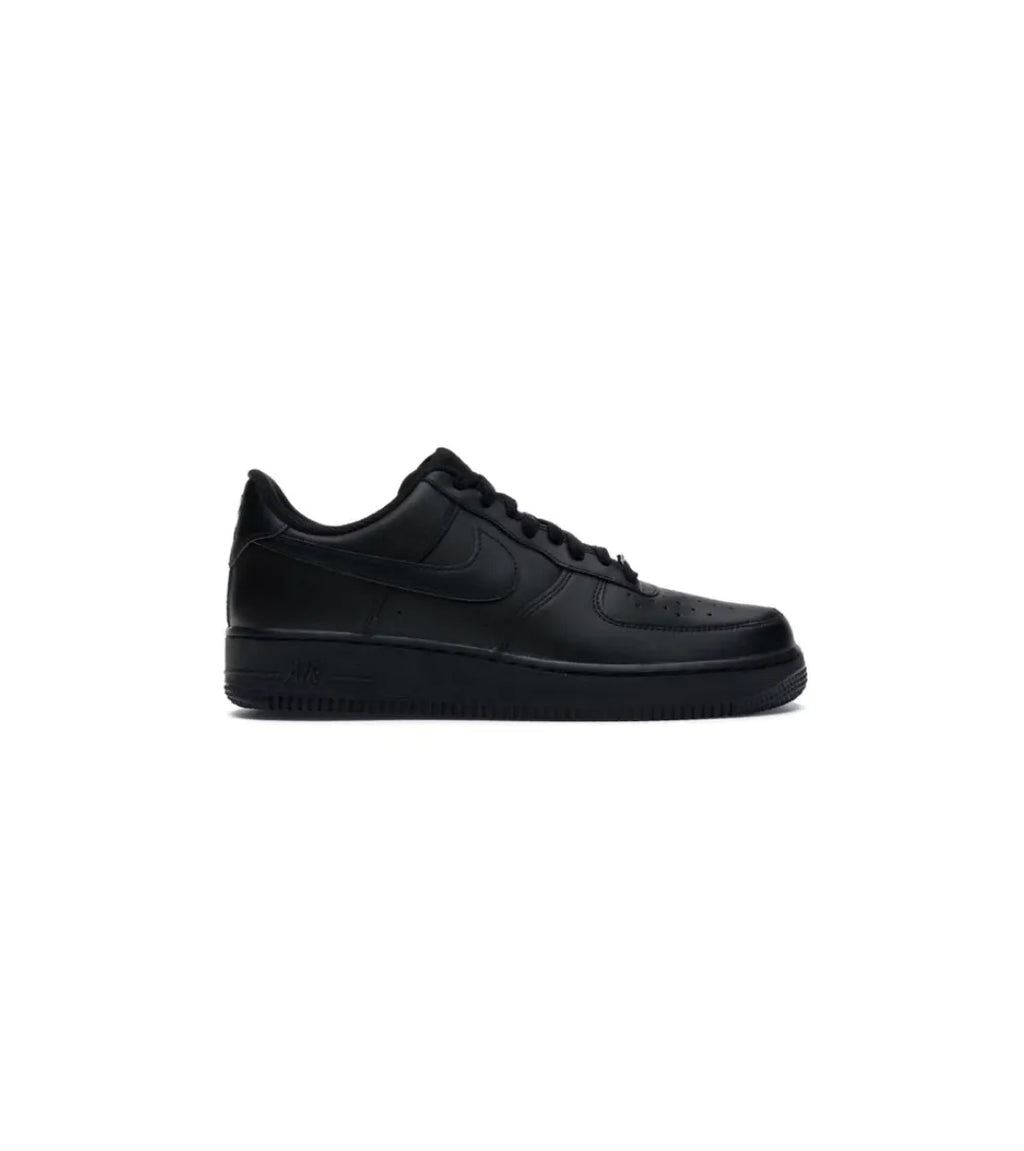 Nike Air Force 1 Triple Black