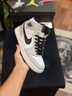 Jordan 1 High ( Smoke Grey) ( Premium Packing)