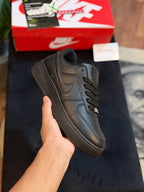 Nike Air Force 1 Triple Black