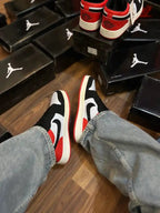 Nike Air Jordan 1 Low Retro ‘Bred Toe’